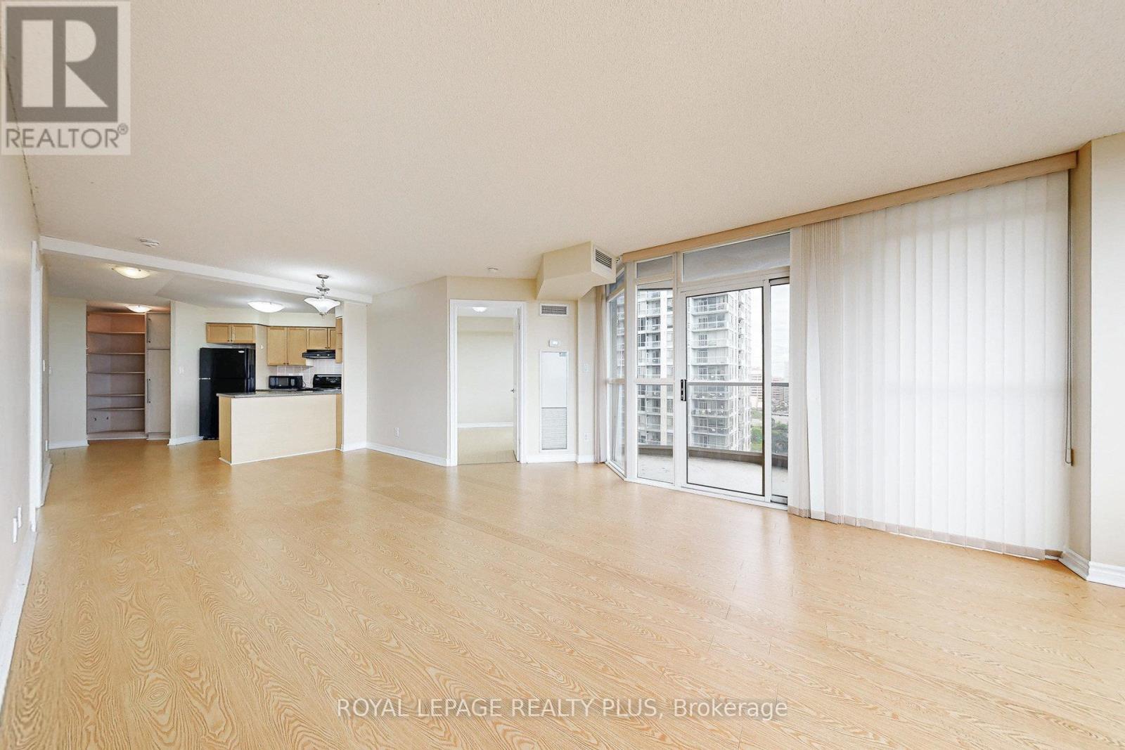 1611 - 3880 Duke Of York Boulevard, Mississauga, Ontario  L5B 4M7 - Photo 24 - W12385699