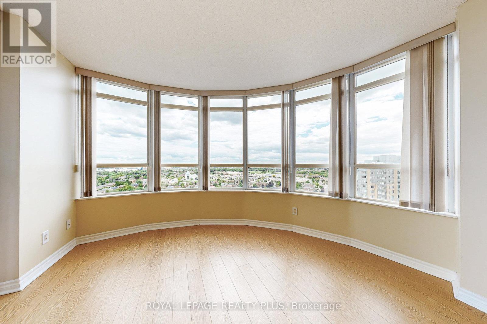 1611 - 3880 Duke Of York Boulevard, Mississauga, Ontario  L5B 4M7 - Photo 26 - W12385699