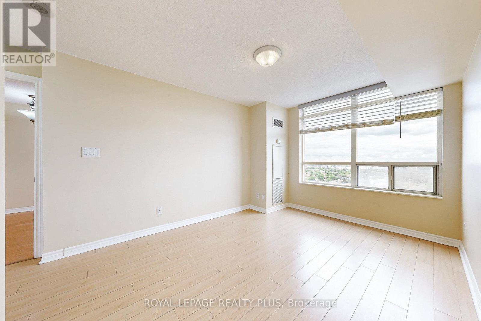 1611 - 3880 Duke Of York Boulevard, Mississauga, Ontario  L5B 4M7 - Photo 32 - W12385699