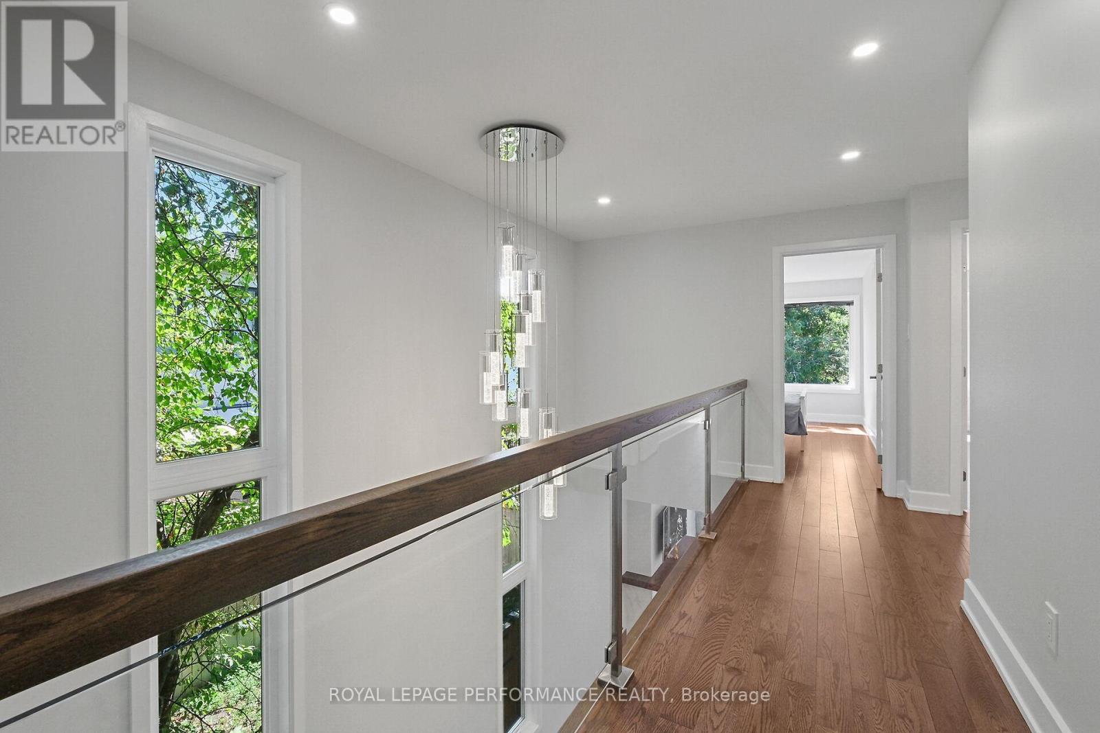 38 Sunnymede Avenue, Ottawa, Ontario  K1Y 2L3 - Photo 12 - X12385768