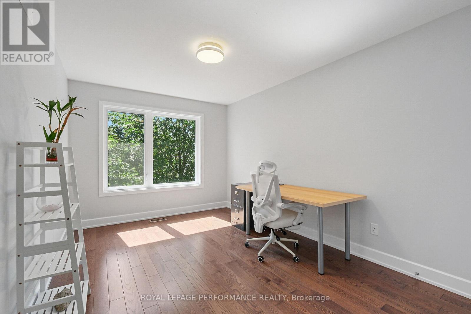 38 Sunnymede Avenue, Ottawa, Ontario  K1Y 2L3 - Photo 14 - X12385768