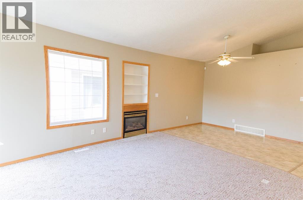 Property at 4605 44 Street image 4