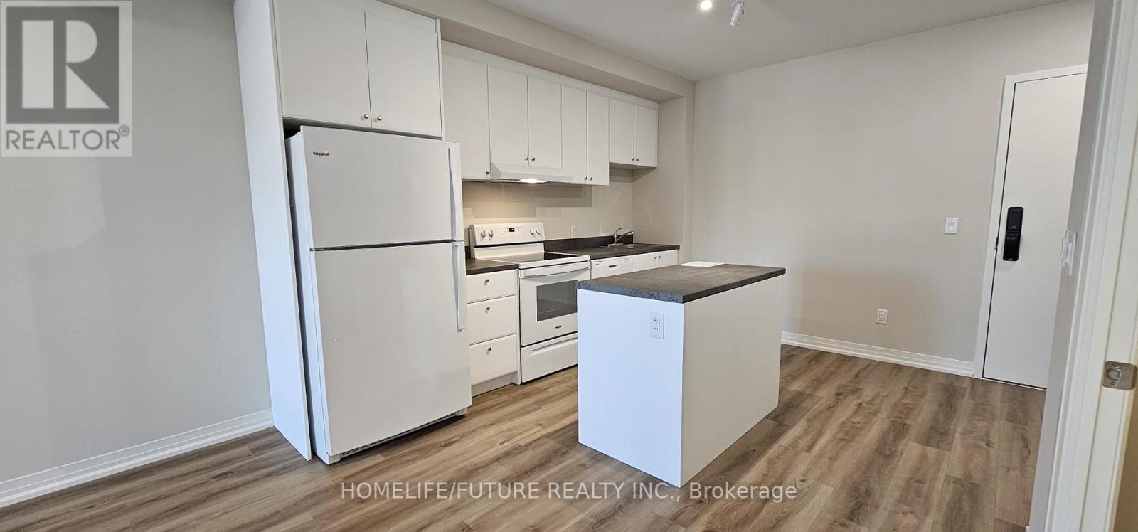 302 - 50 Herrick Avenue, St. Catharines, Ontario  L2P 2S4 - Photo 13 - X12385711