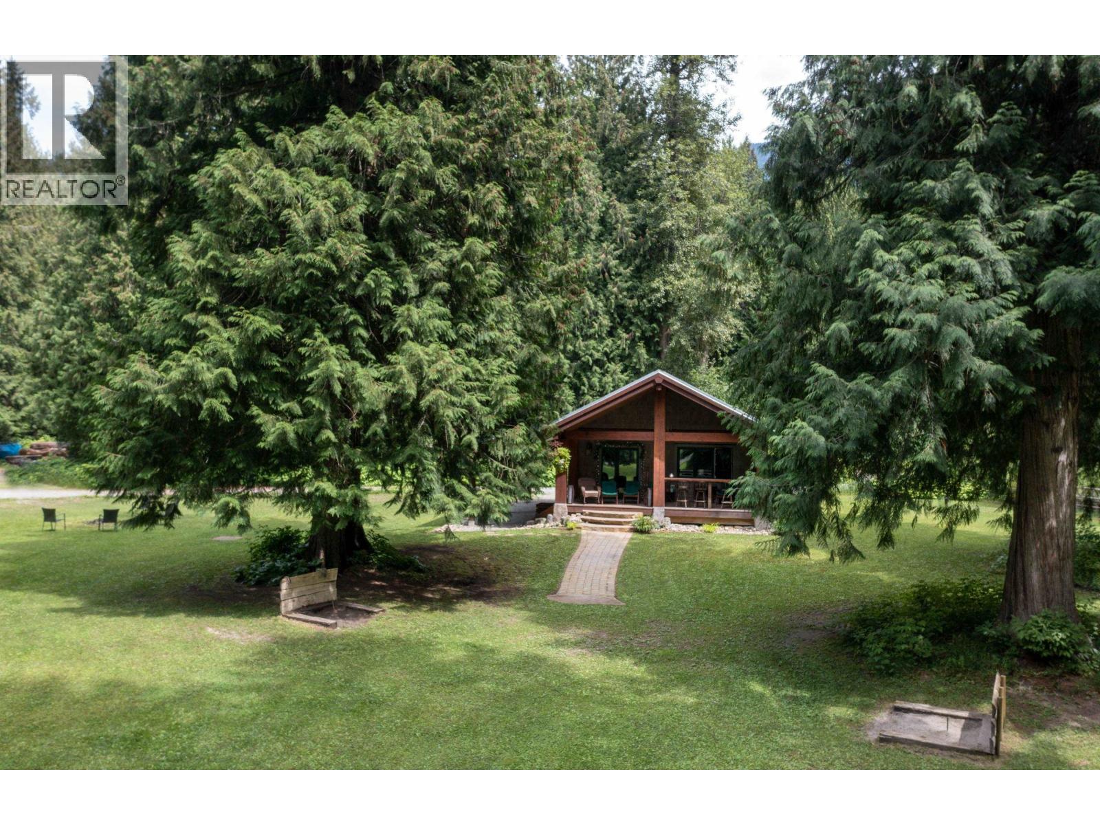 7650 Ryan Creek Road, Pemberton, British Columbia  V0N 2L2 - Photo 25 - R3044438