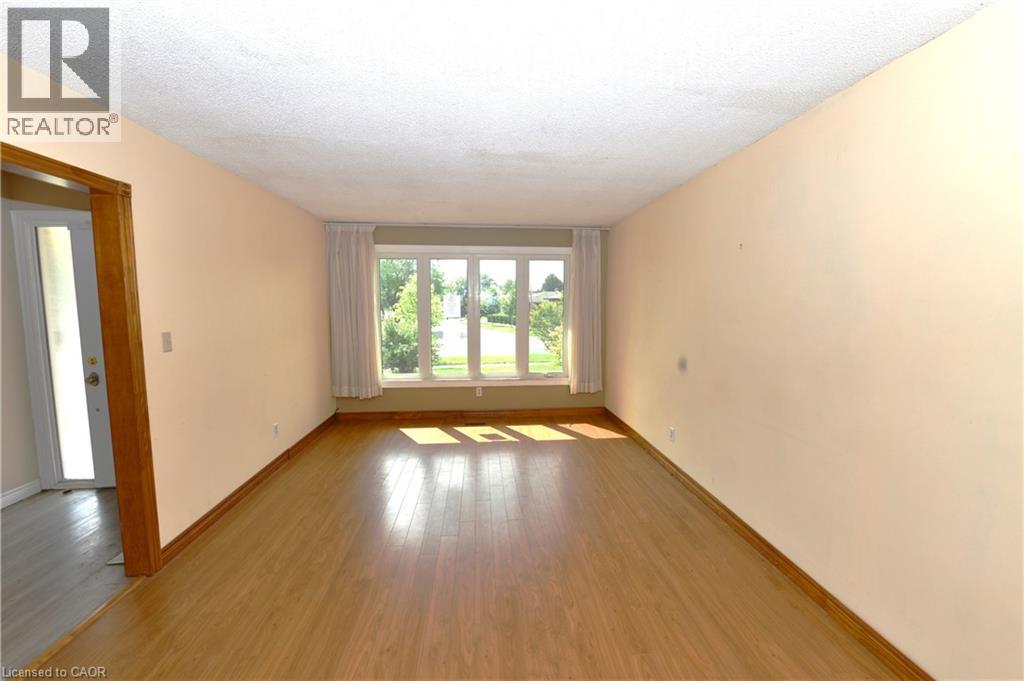 30 Casey Drive, Kitchener, Ontario  N2A 3P1 - Photo 4 - 40765831
