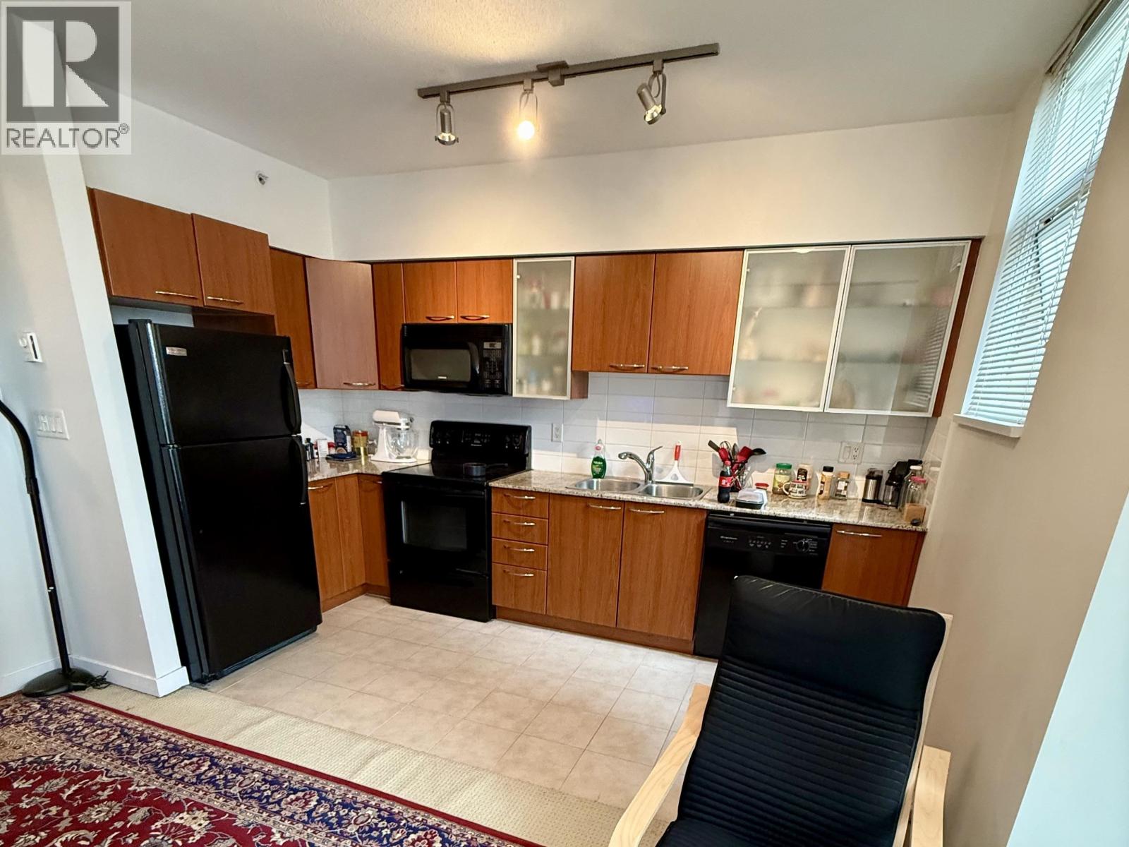 302 4028 Knight Street, Vancouver, British Columbia  V5N 5Y8 - Photo 5 - R3044383