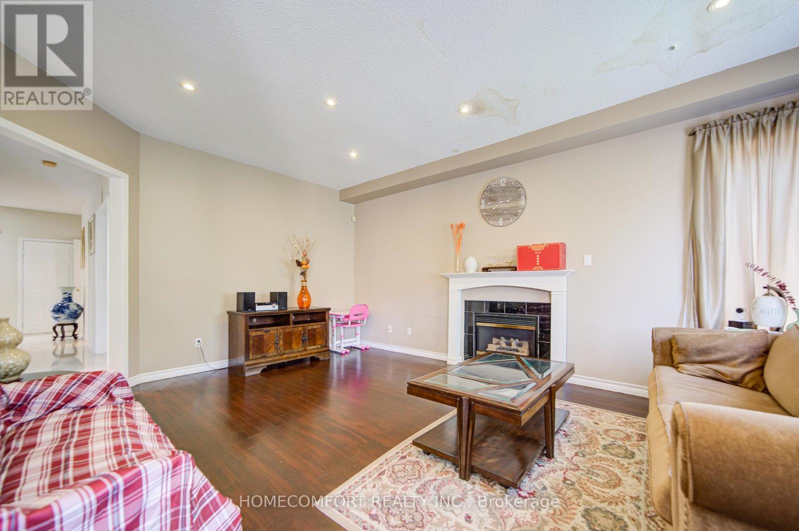 68 Redstone Road, Richmond Hill (Rouge Woods), Ontario  L4S 1S3 - Photo 16 - N12385766