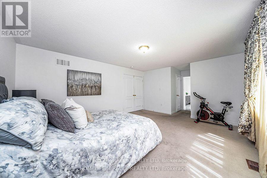6 Currant Road, Brampton, Ontario  L6P 3G1 - Photo 18 - W12385734