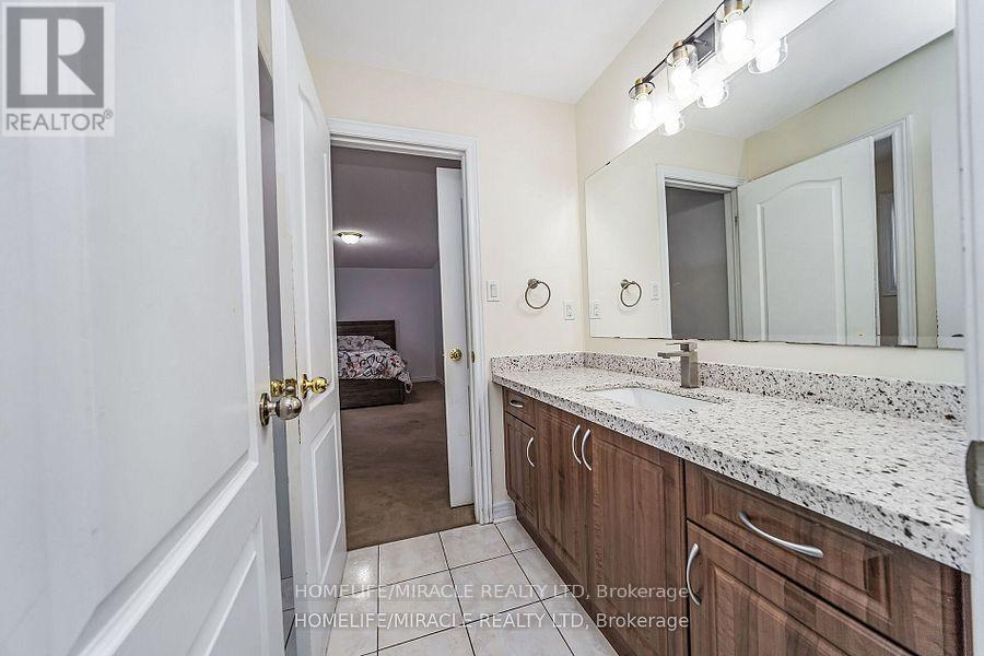 6 Currant Road, Brampton, Ontario  L6P 3G1 - Photo 23 - W12385734