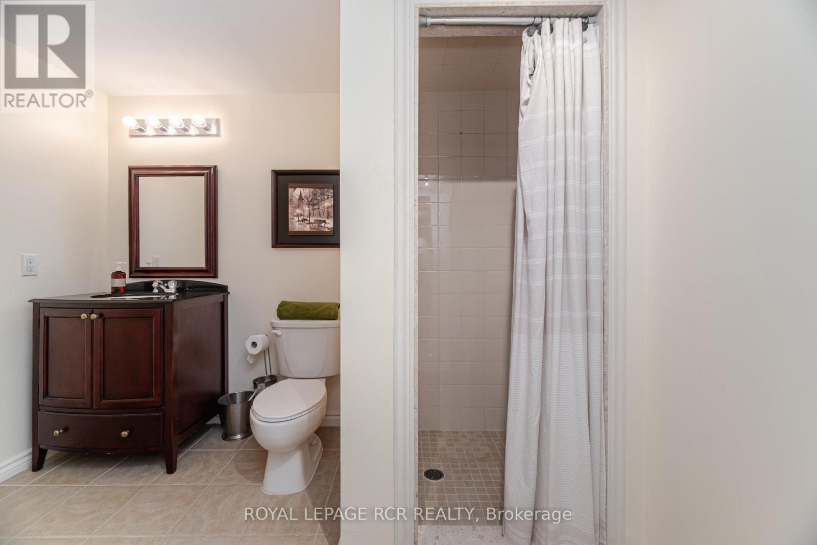 21 Seashell Place, Brampton, Ontario  L9W 2E7 - Photo 32 - W12385750