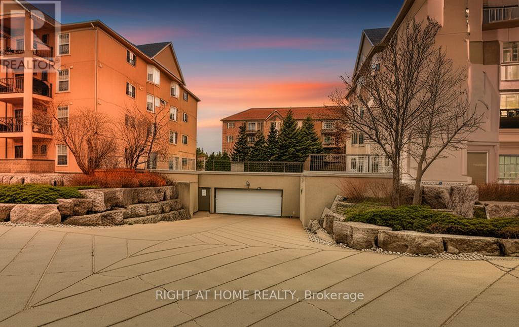 102 - 1421 Walkers Line, Burlington, Ontario  L7M 4P4 - Photo 21 - W12385756