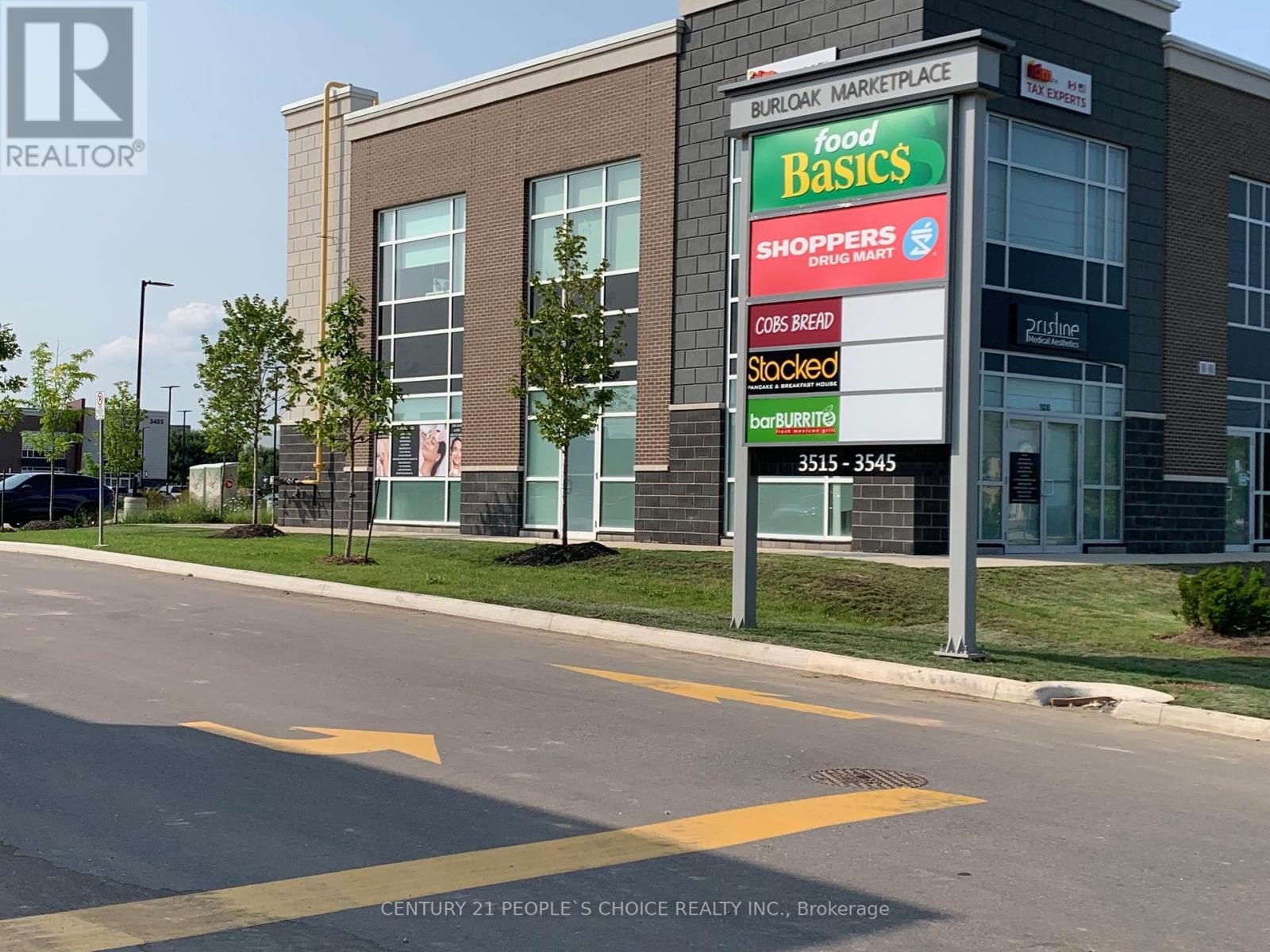 108 - 3495 Rebecca Street, Oakville (Qe Queen Elizabeth), Ontario  L6L 6X9 - Photo 4 - W12385760