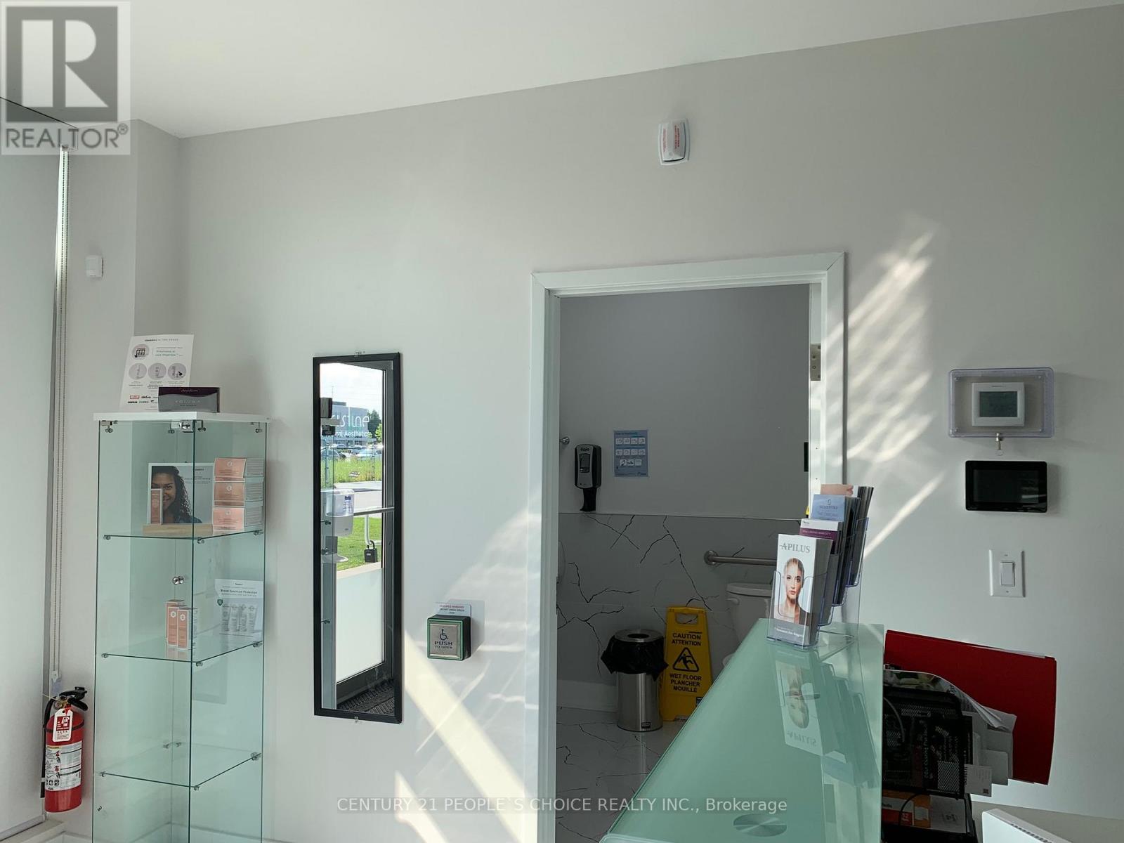 108 - 3495 Rebecca Street, Oakville, Ontario  L6L 6X9 - Photo 19 - W12385761