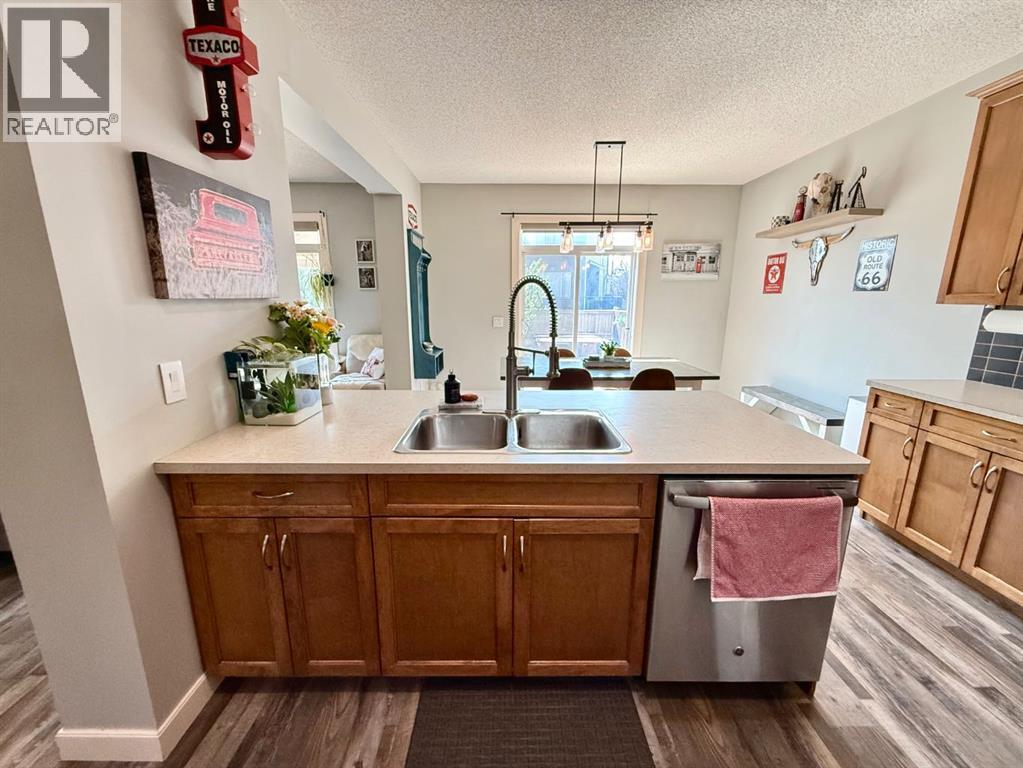 607 Montgomery Close Se, High River, Alberta  T1V 0B7 - Photo 11 - A2254723