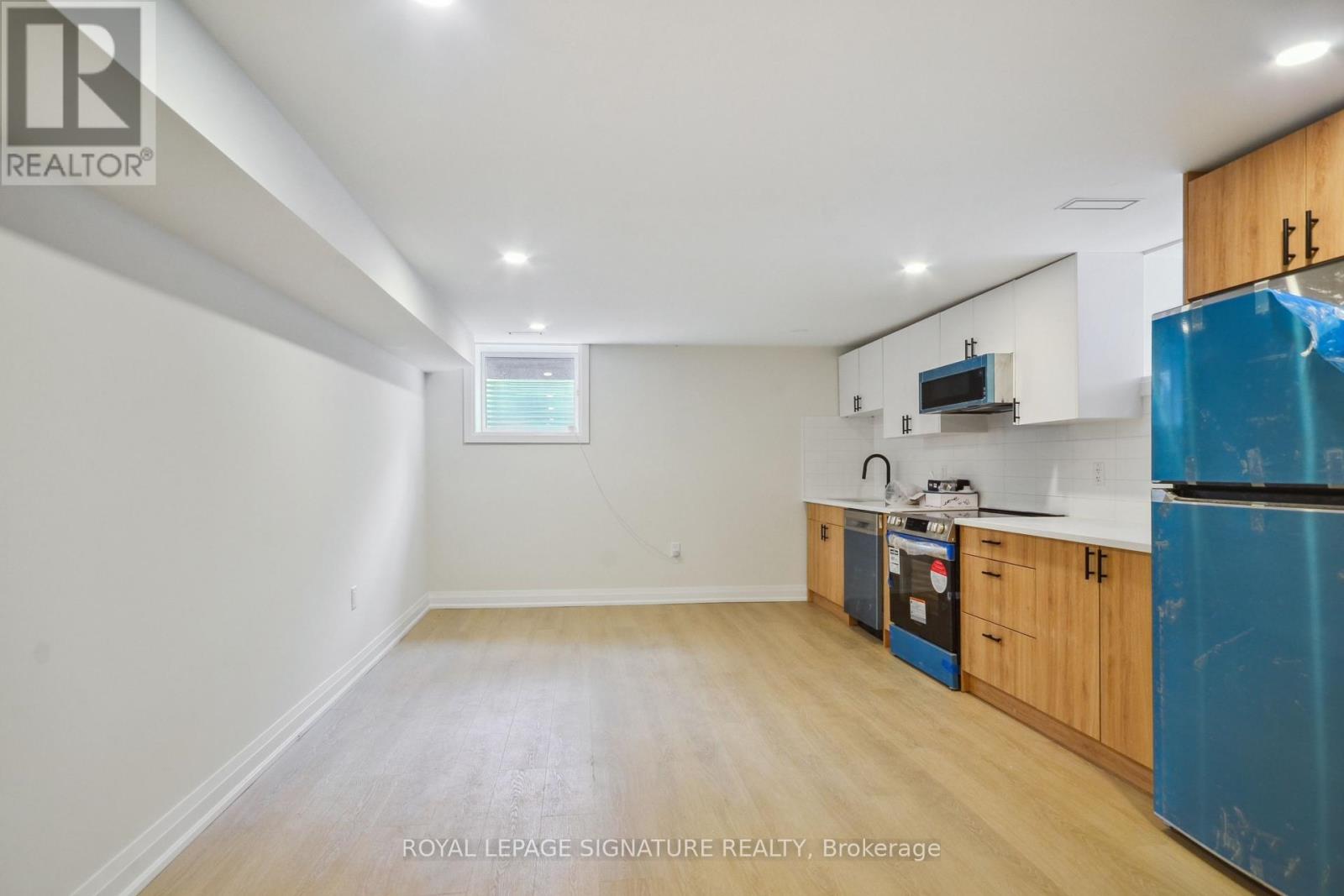 129 Kenilworth Avenue, Toronto, Ontario  M4L 3S7 - Photo 11 - E12385797