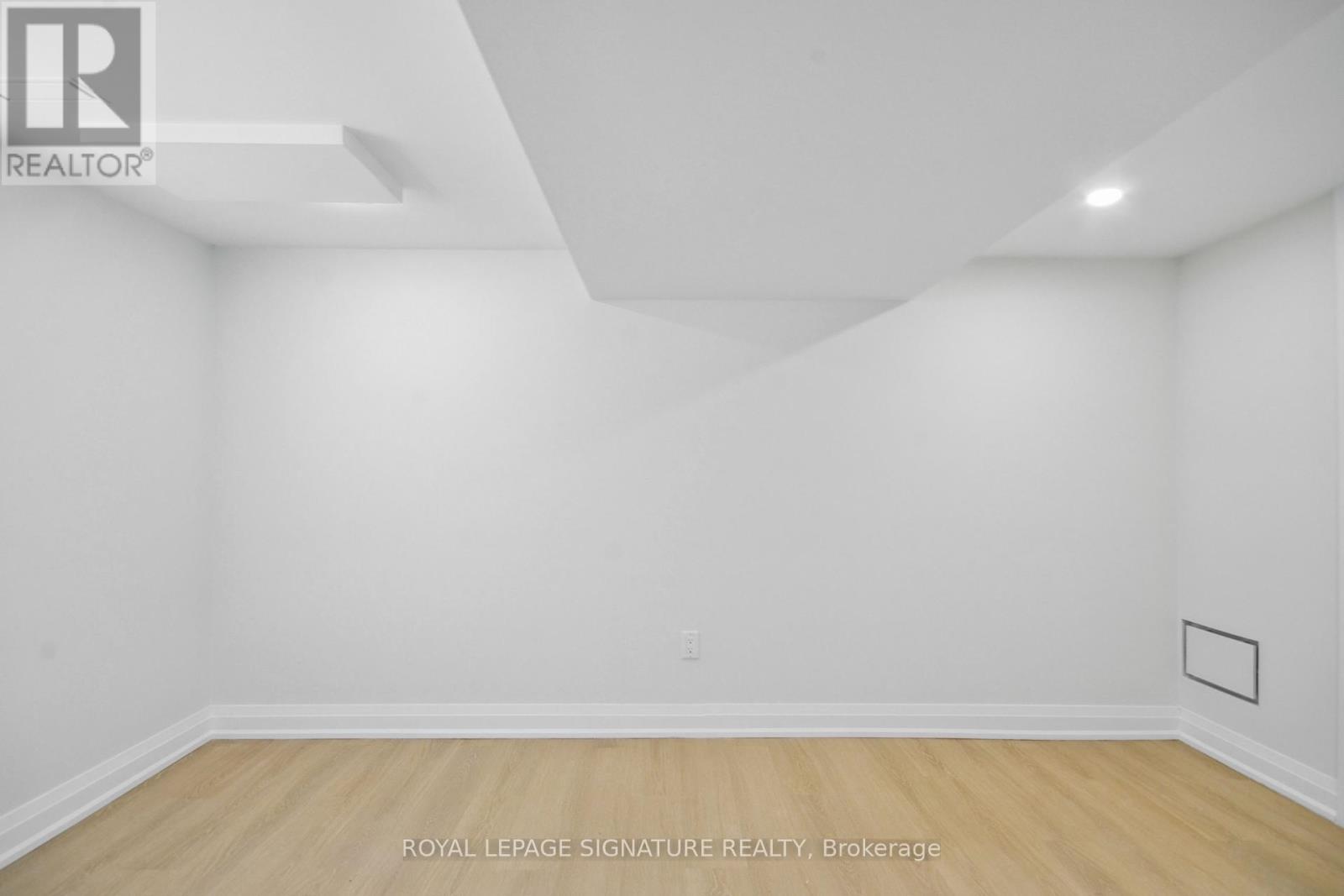 129 Kenilworth Avenue, Toronto, Ontario  M4L 3S7 - Photo 25 - E12385797