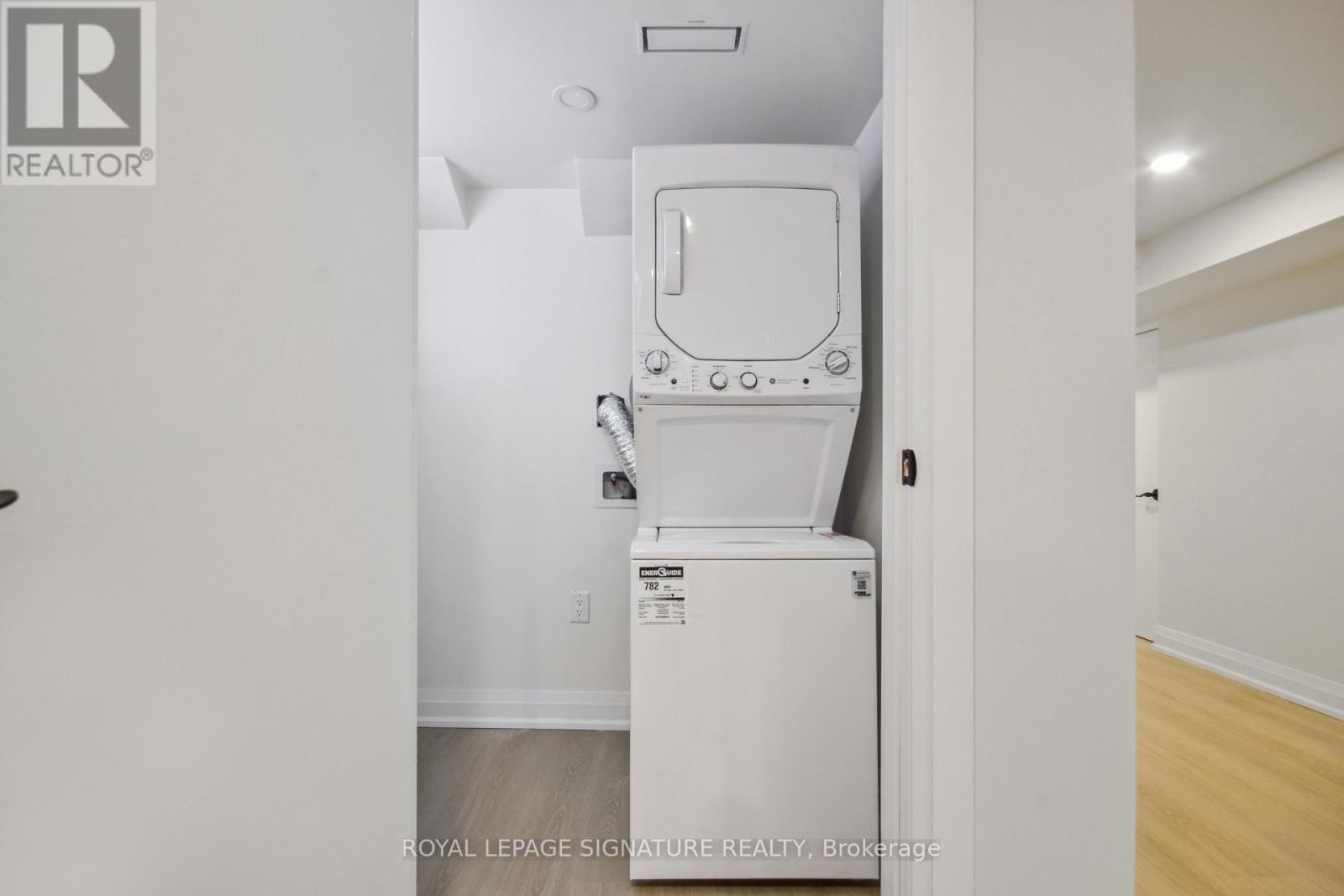 129 Kenilworth Avenue, Toronto, Ontario  M4L 3S7 - Photo 28 - E12385797