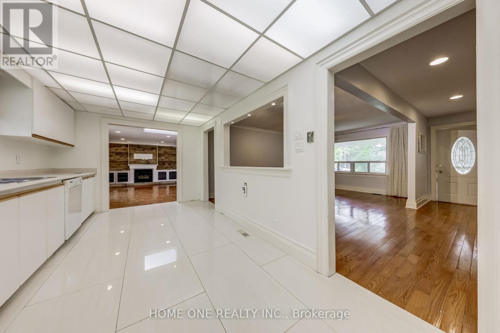 Main Fl - 56 Fergus Avenue, Richmond Hill, Ontario  L4E 3C1 - Photo 14 - N12385779