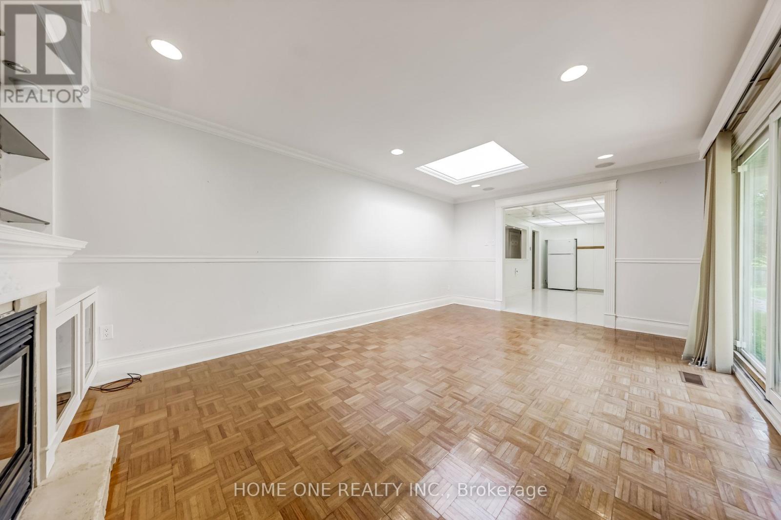 Main Fl - 56 Fergus Avenue, Richmond Hill, Ontario  L4E 3C1 - Photo 22 - N12385779