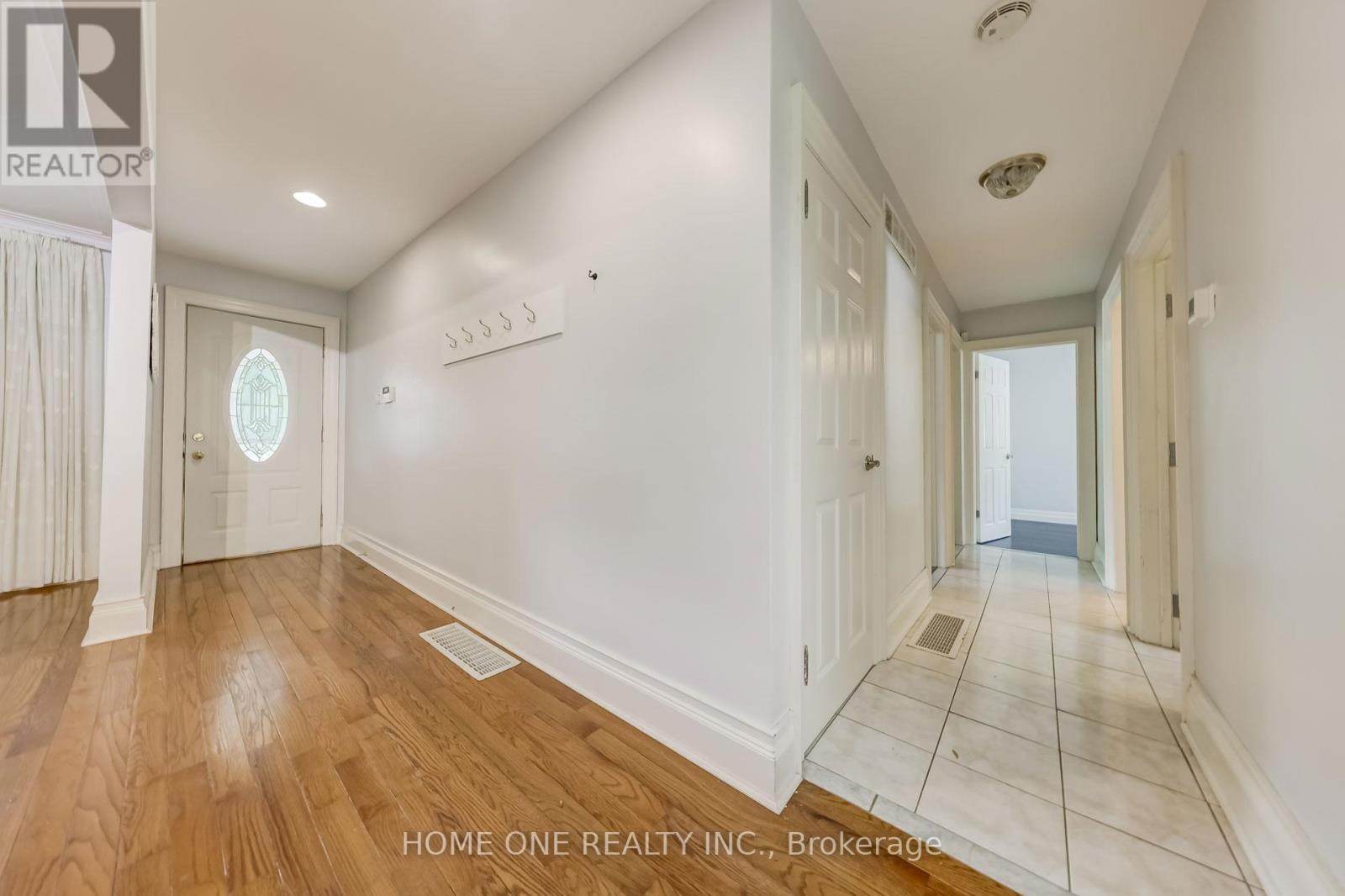 Main Fl - 56 Fergus Avenue, Richmond Hill, Ontario  L4E 3C1 - Photo 6 - N12385779