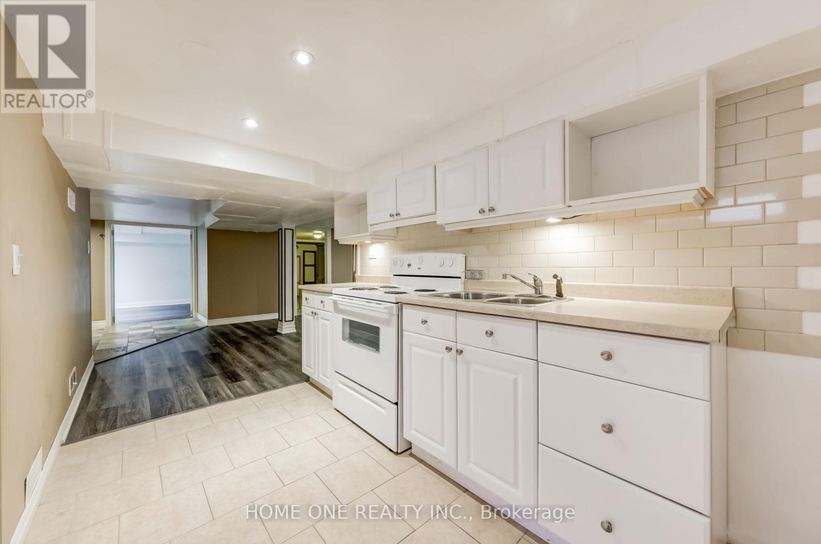 Bsmt - 56 Fergus Avenue, Richmond Hill, Ontario  L4E 3C1 - Photo 12 - N12385782