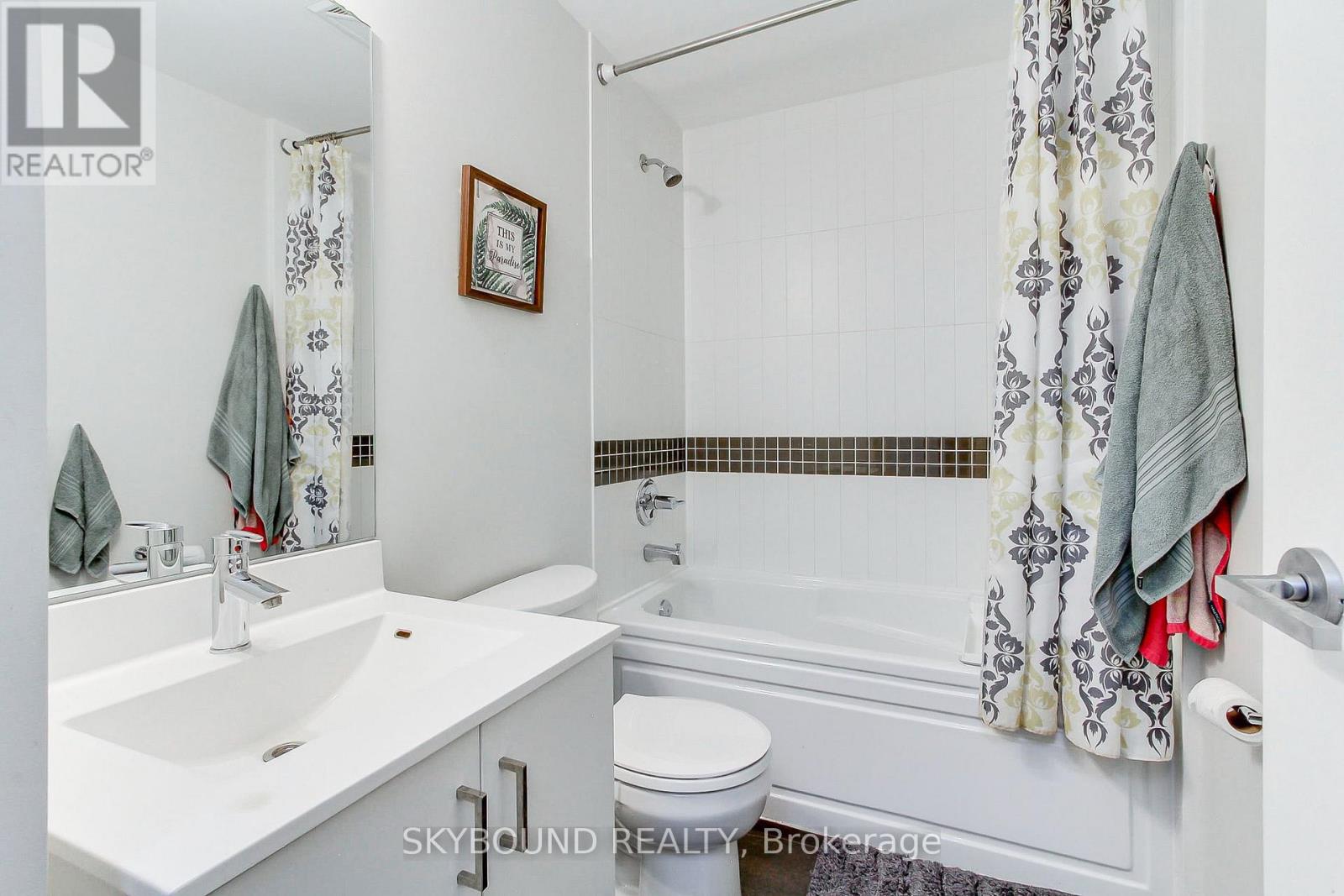 2723 - 165 Legion Road N, Toronto (Mimico), Ontario  M8Y 0B3 - Photo 19 - W12385774