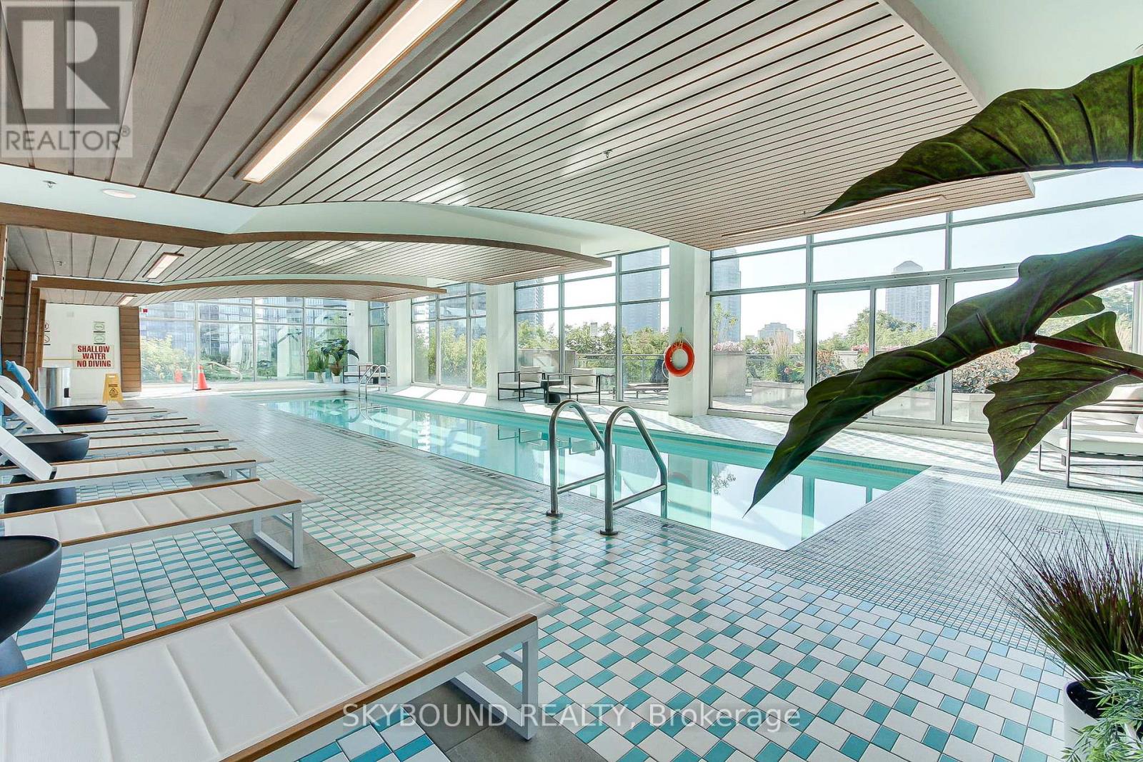 2723 - 165 Legion Road N, Toronto (Mimico), Ontario  M8Y 0B3 - Photo 26 - W12385774