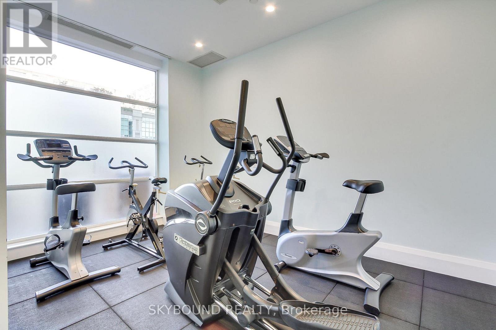 2723 - 165 Legion Road N, Toronto (Mimico), Ontario  M8Y 0B3 - Photo 29 - W12385774