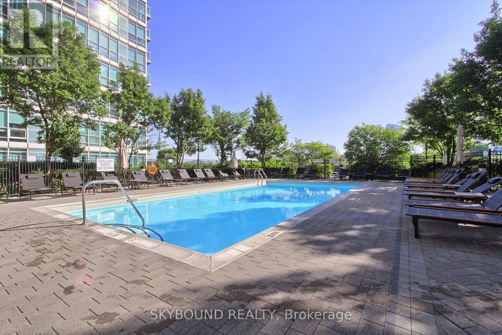 2723 - 165 Legion Road N, Toronto (Mimico), Ontario  M8Y 0B3 - Photo 34 - W12385774