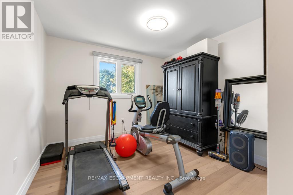 245 First Road W, Hamilton (Stoney Creek Mountain), Ontario  L8J 1H4 - Photo 23 - X12385783