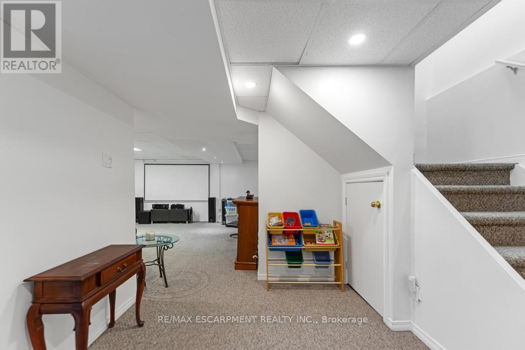 245 First Road W, Hamilton (Stoney Creek Mountain), Ontario  L8J 1H4 - Photo 24 - X12385783