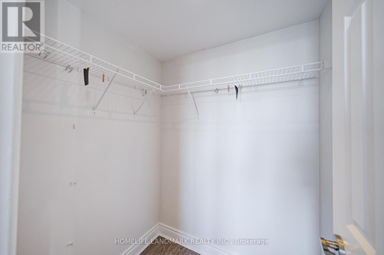 1011 - 15 Greenview Avenue, Toronto (Newtonbrook West), Ontario  M2M 4M7 - Photo 24 - C12385808