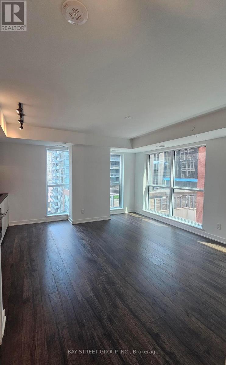 702 - 327 King Street W, Toronto (Waterfront Communities), Ontario  M5V 0W7 - Photo 16 - C12385813