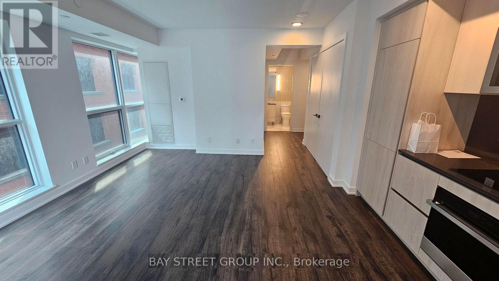 702 - 327 King Street W, Toronto (Waterfront Communities), Ontario  M5V 0W7 - Photo 17 - C12385813