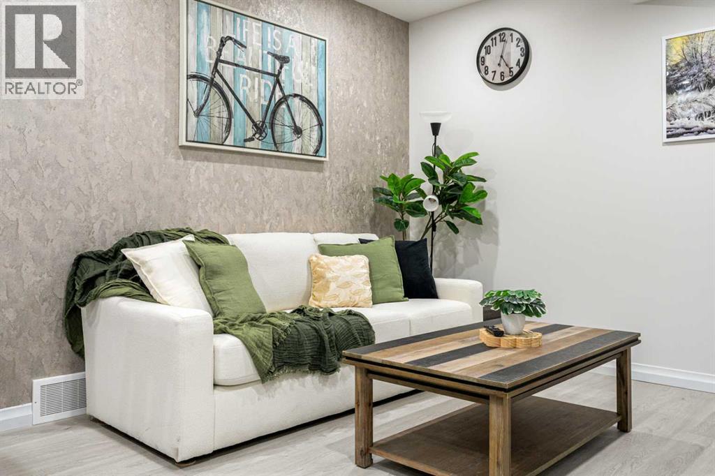 100 Magnolia Crescent Se, Calgary, Alberta  T3M 3M9 - Photo 33 - A2250499