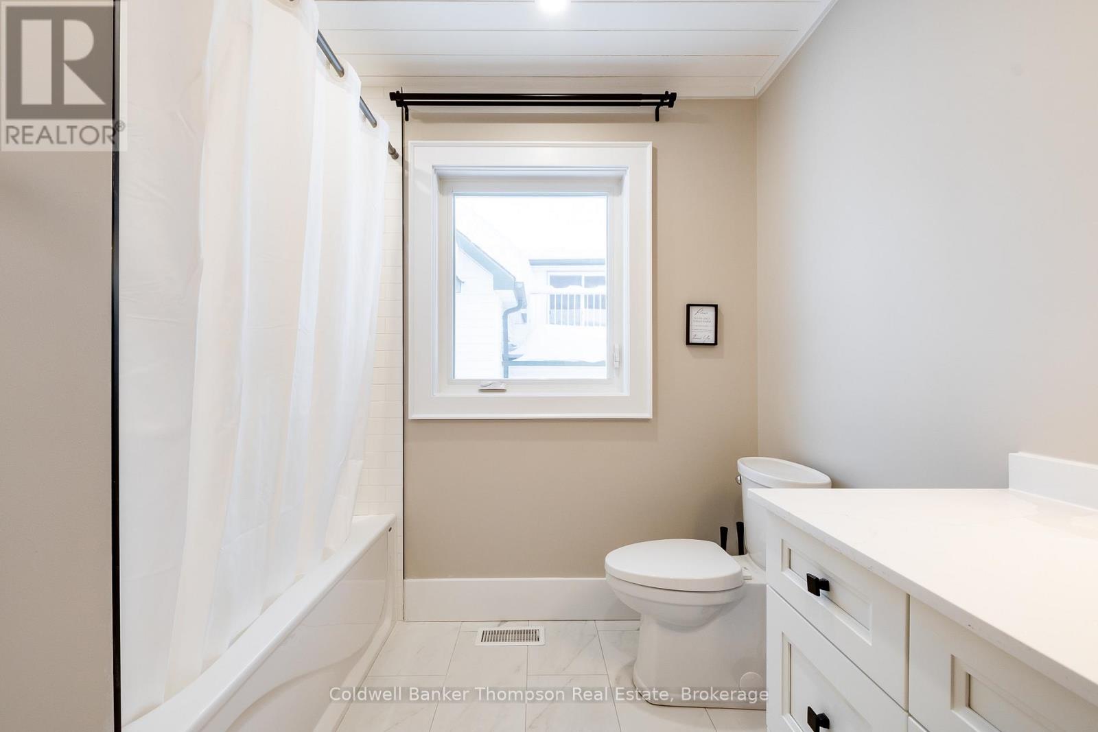 32 Church Street, Huntsville, Ontario  P1H 1G8 - Photo 34 - X12385835