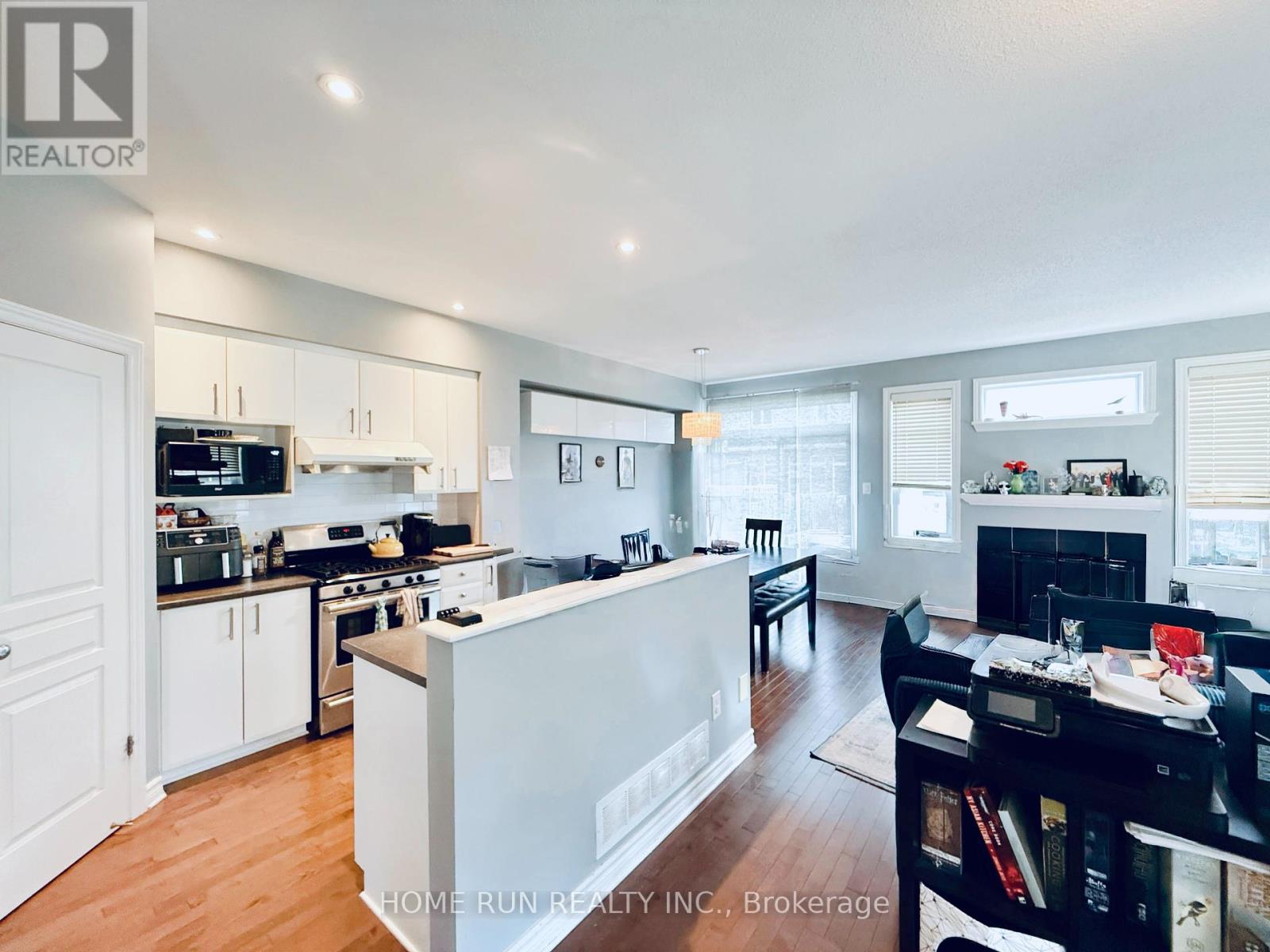 149 Jersey Tea Circle, Ottawa, Ontario  K1V 2L3 - Photo 9 - X12385838