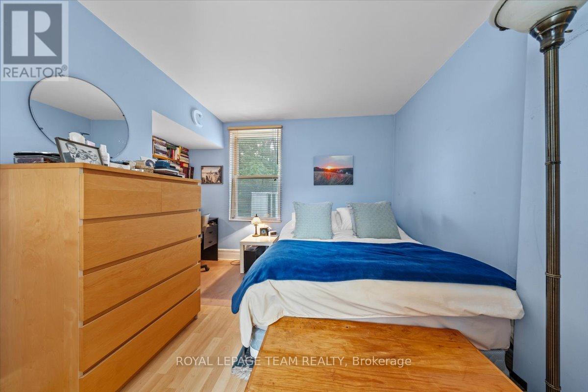 152 Glebe Avenue, Ottawa, Ontario  K1S 2C5 - Photo 12 - X12385849