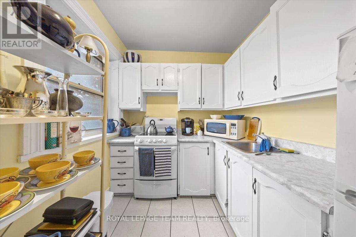 152 Glebe Avenue, Ottawa, Ontario  K1S 2C5 - Photo 13 - X12385849