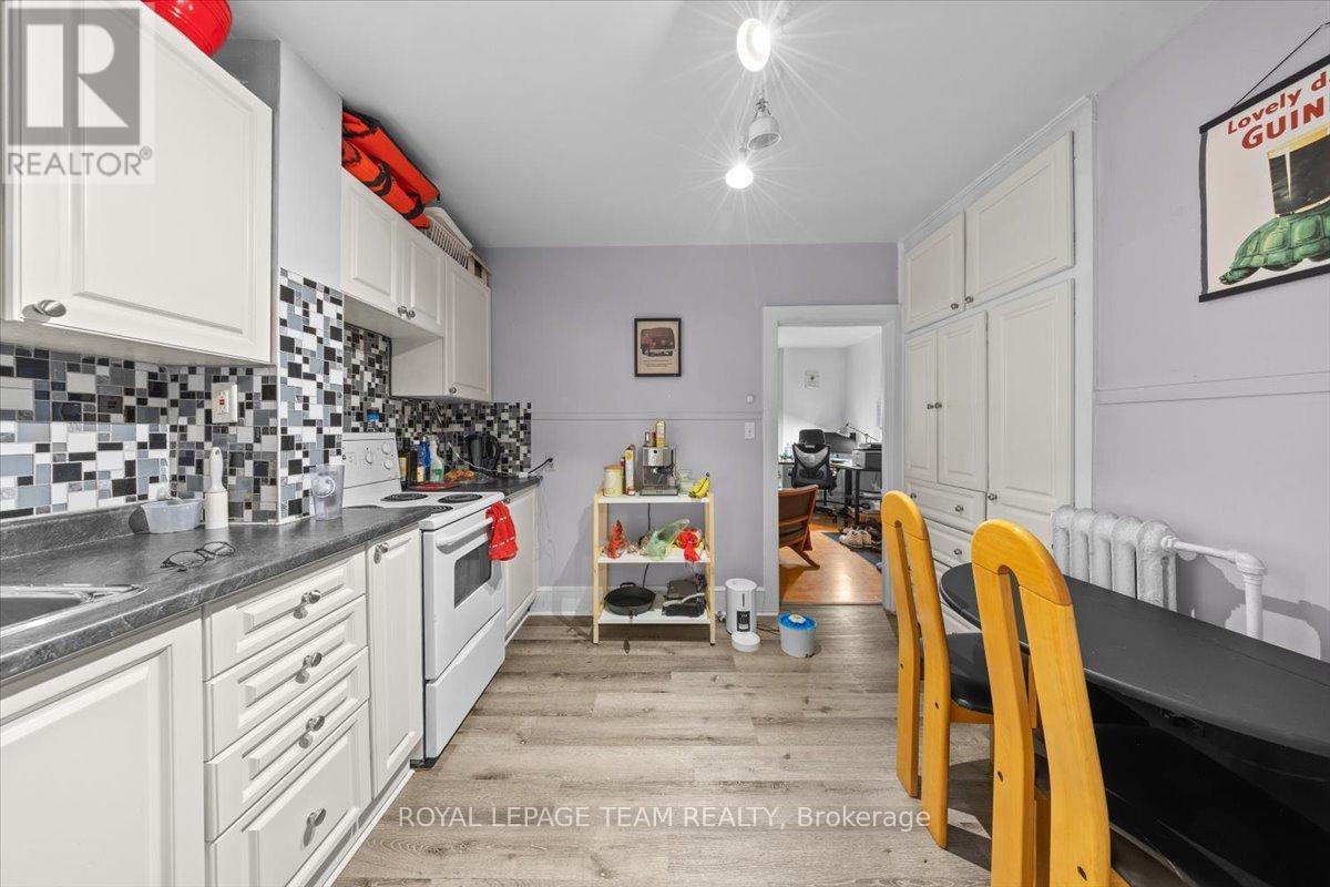 152 Glebe Avenue, Ottawa, Ontario  K1S 2C5 - Photo 6 - X12385849