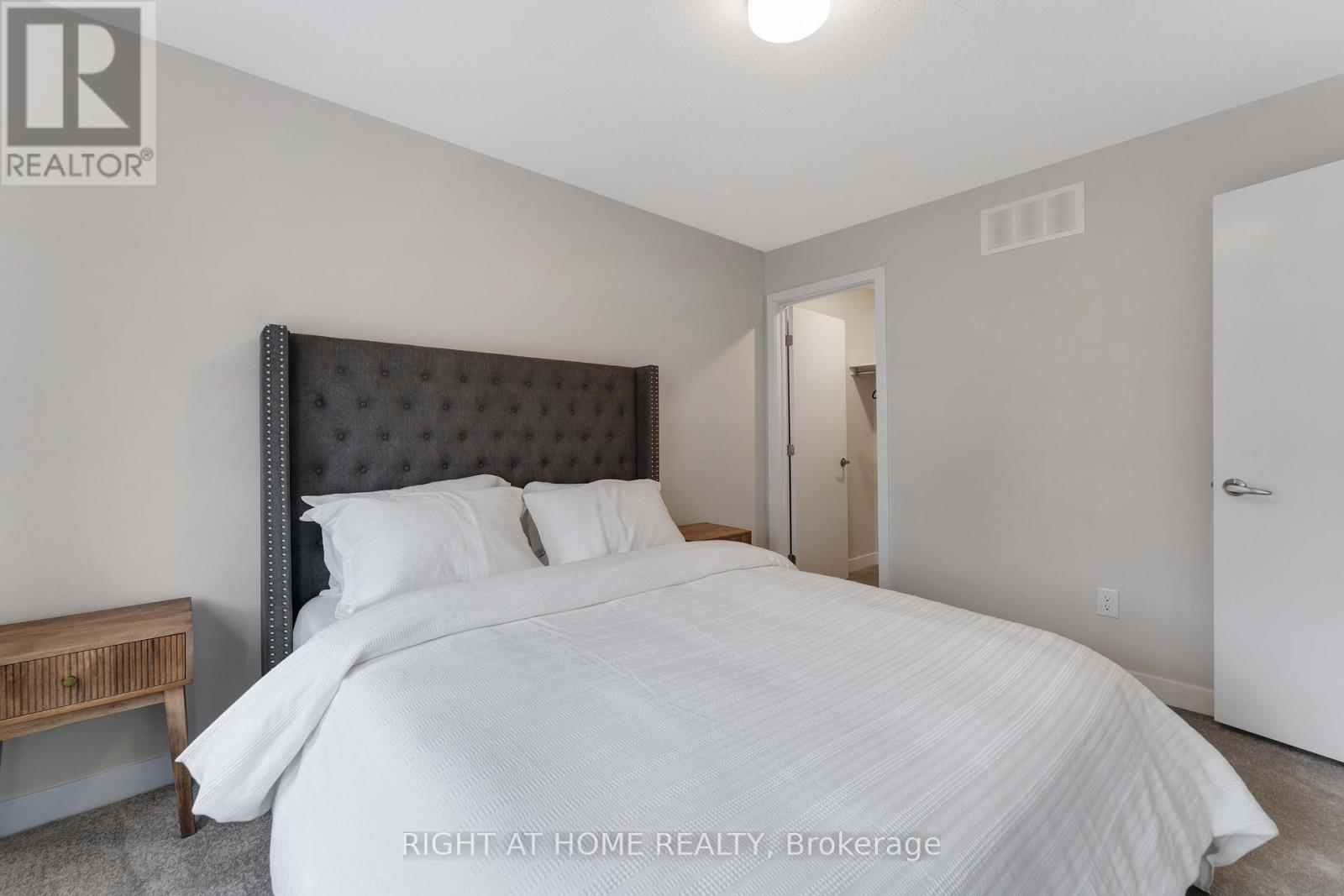 30 Chasing Grove, Ottawa, Ontario  K0A 2Z0 - Photo 23 - X12385852