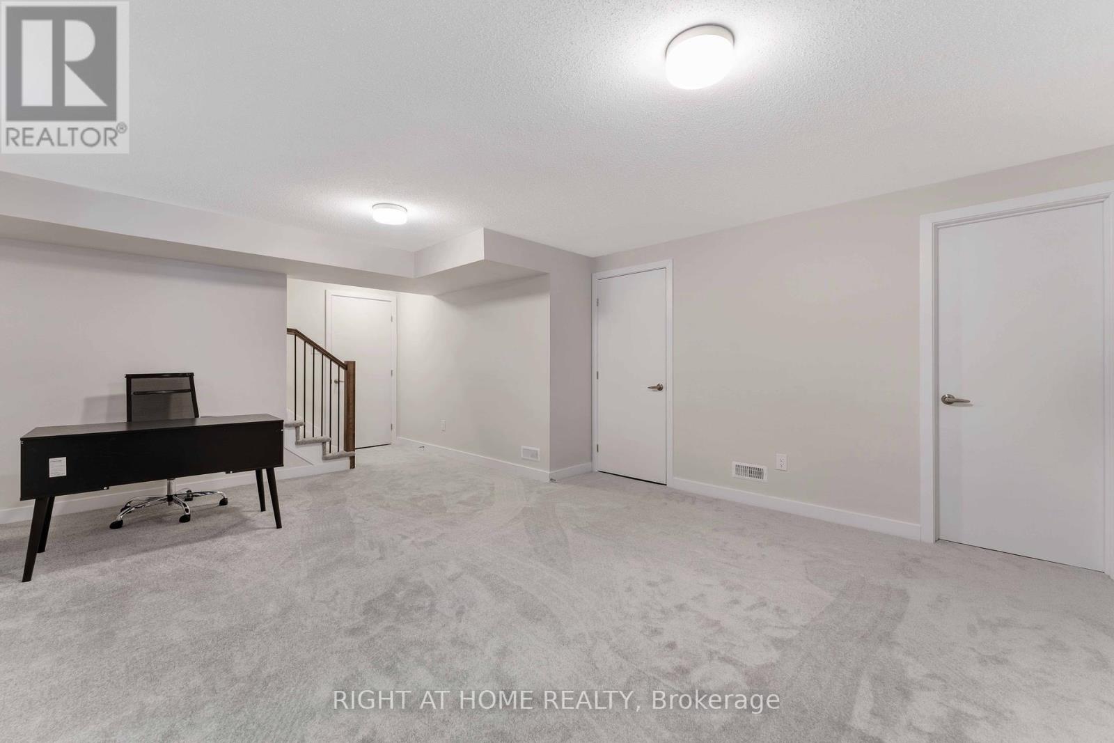 30 Chasing Grove, Ottawa, Ontario  K0A 2Z0 - Photo 32 - X12385852