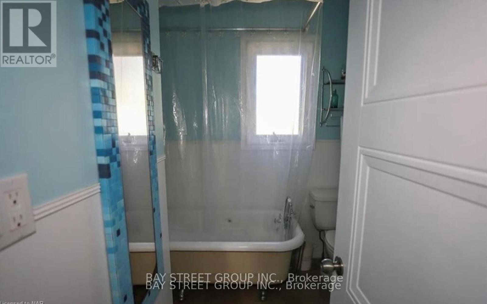 6565 Stamford Green Drive, Niagara Falls, Ontario  L2J 1T9 - Photo 19 - X12385818