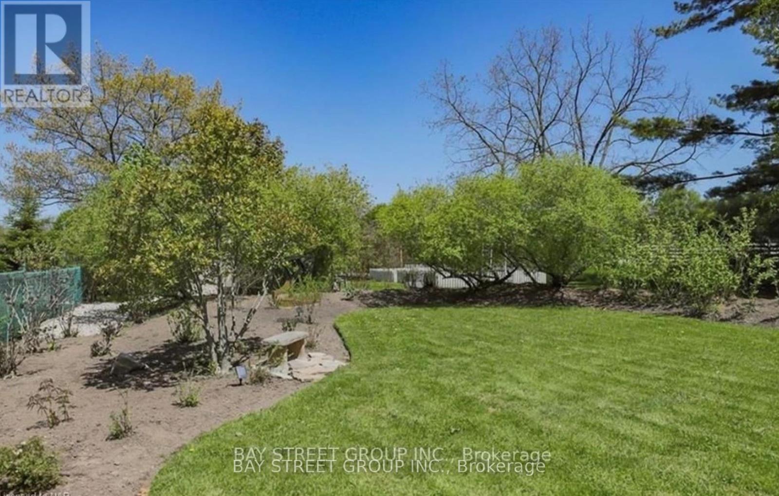 6565 Stamford Green Drive, Niagara Falls, Ontario  L2J 1T9 - Photo 36 - X12385818