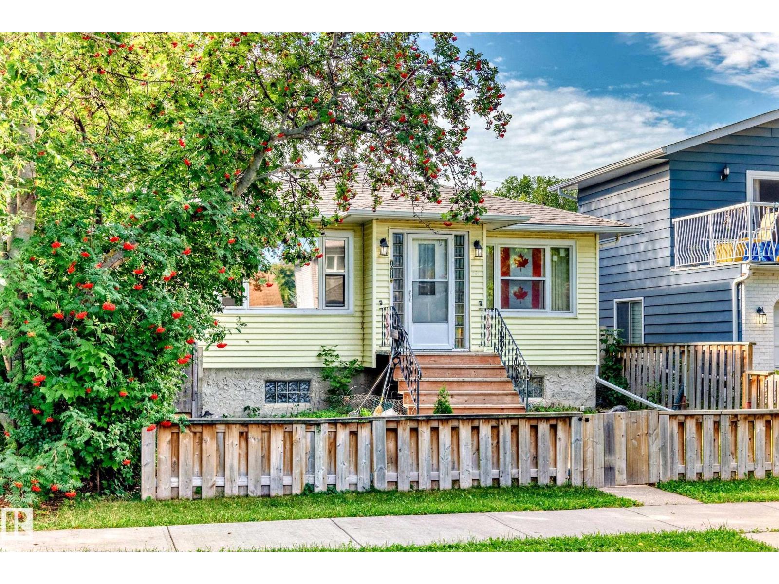 10711 72 Av Nw, Edmonton, Alberta  T6E 1A2 - Photo 2 - E4456223