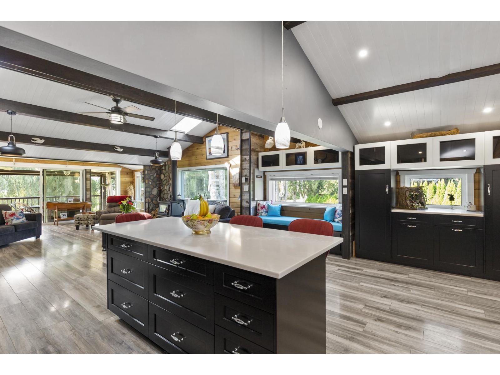 36072 Shore Road, Mission, British Columbia  V2V 4J1 - Photo 8 - R3043706