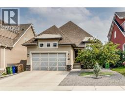 318 Mahogany Manor SE Mahogany