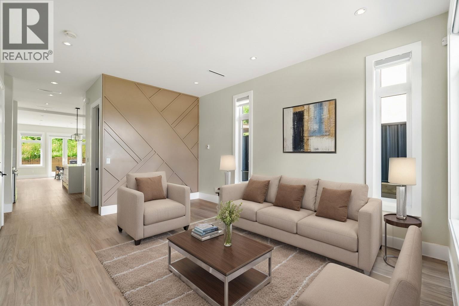 1 4096 Nithsdale Street, Burnaby, British Columbia  V5G 1P6 - Photo 3 - R3044328