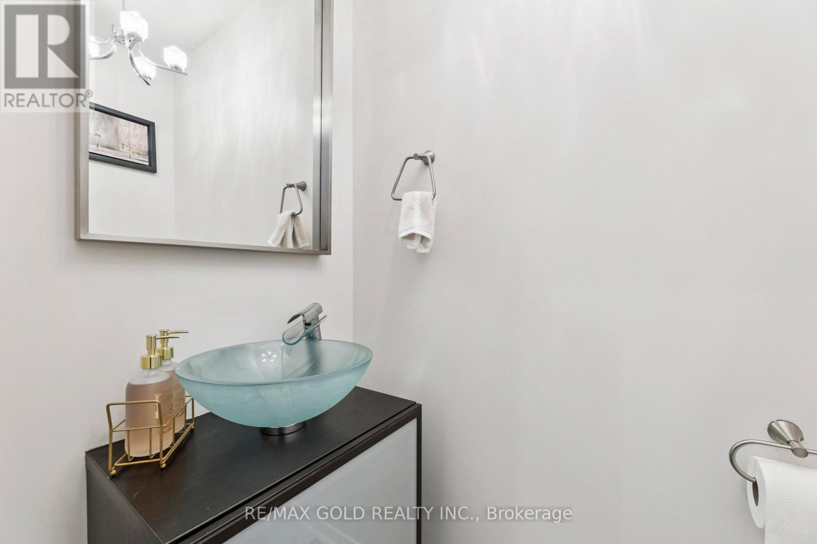 15 Blanchard Court, Whitby (Brooklin), Ontario  L1M 1H5 - Photo 14 - E12385843