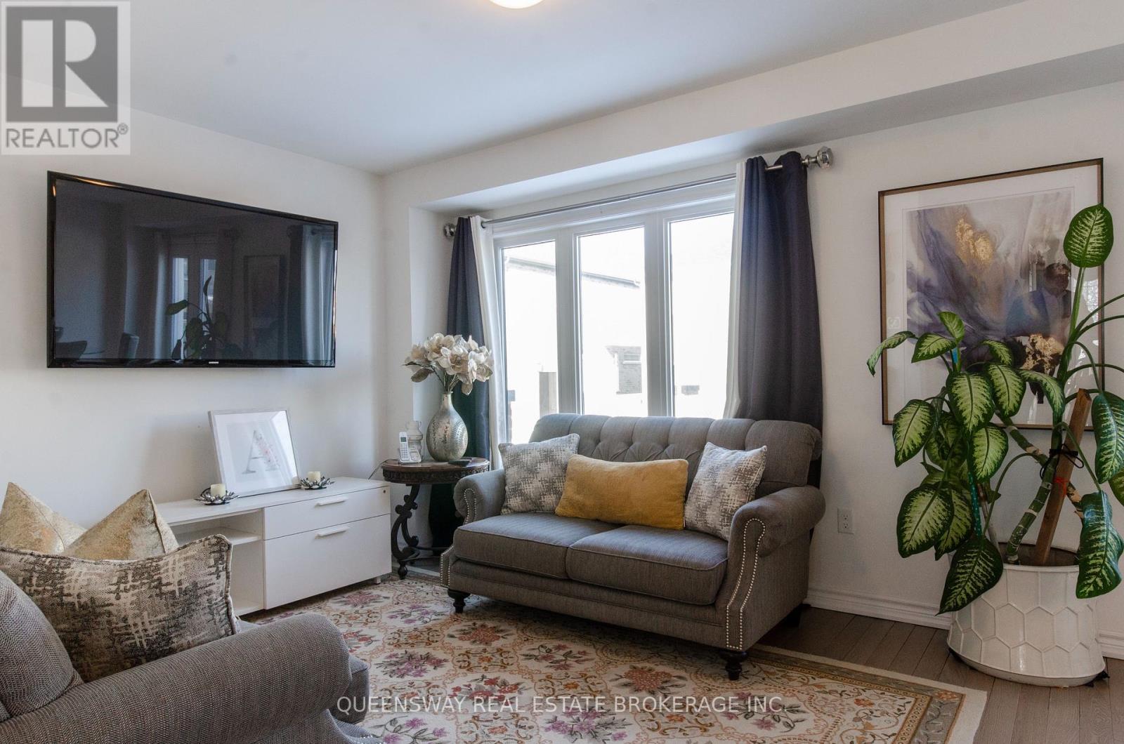 69 Alaskan Heights, Barrie, Ontario  L9J 0H9 - Photo 7 - S12385840